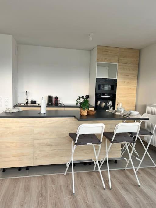 Superbe Appartement Neuf Dans Residence Familiale Aux Portes De Paris Avec Parking Ivry-sur-Seine Exterior foto